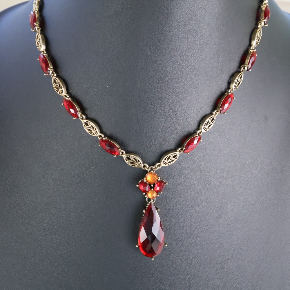 Vintage Gold Tone Red Crystal Filigree Pendant Necklace 18 Inch Adjustable